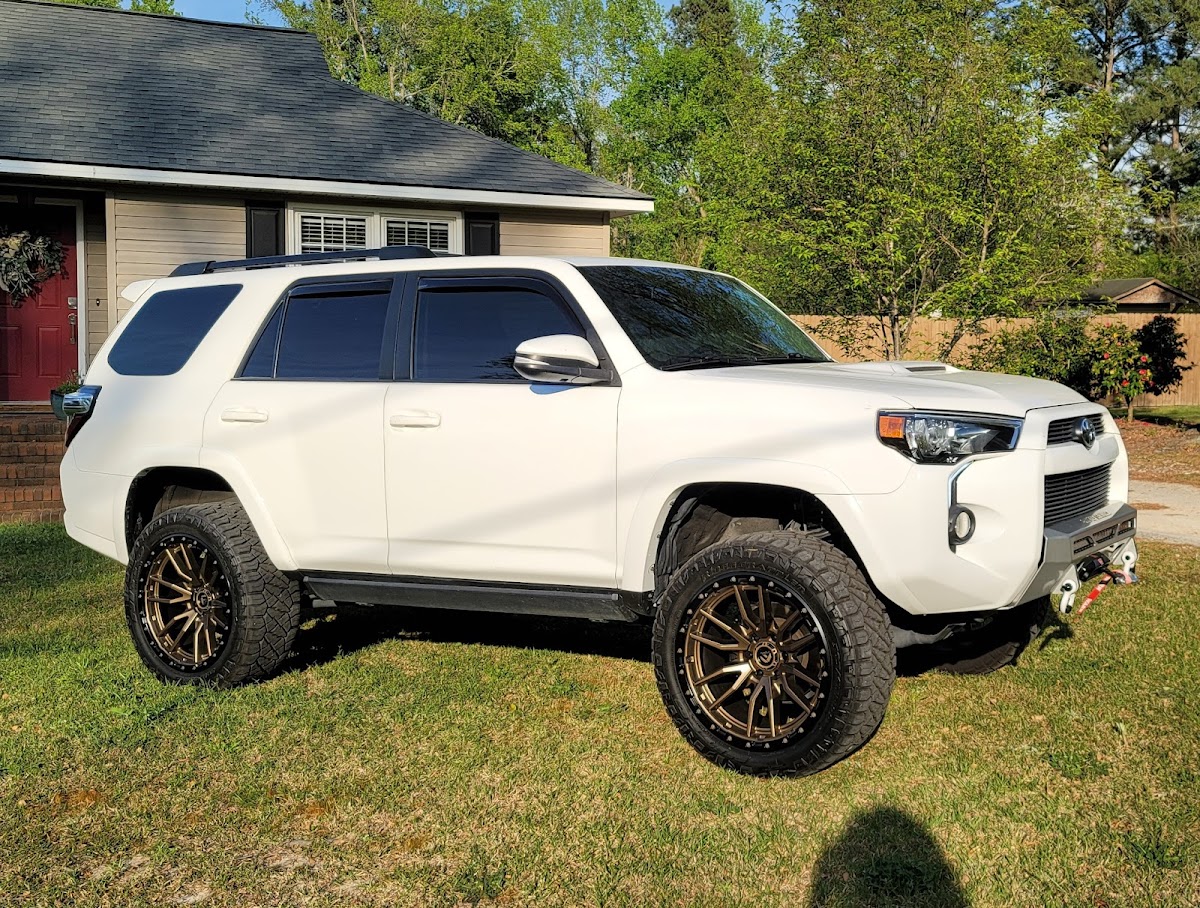 Toyota 4Runner custom wheels